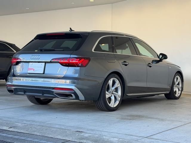 AUDI AUDI A4 AVANT 2023