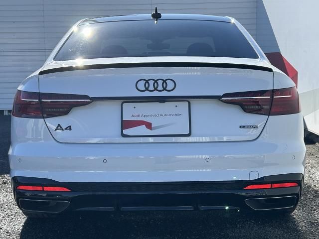 AUDI AUDI A4 2023