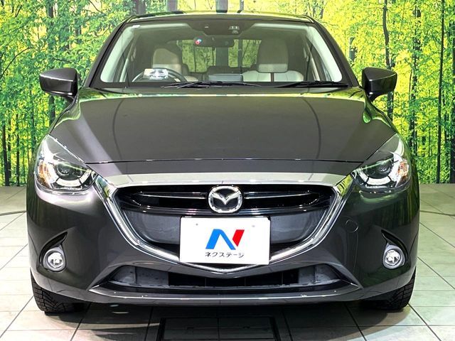 MAZDA DEMIO 4WD 2015