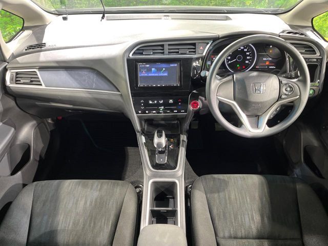 HONDA SHUTTLE HYBRID 2019