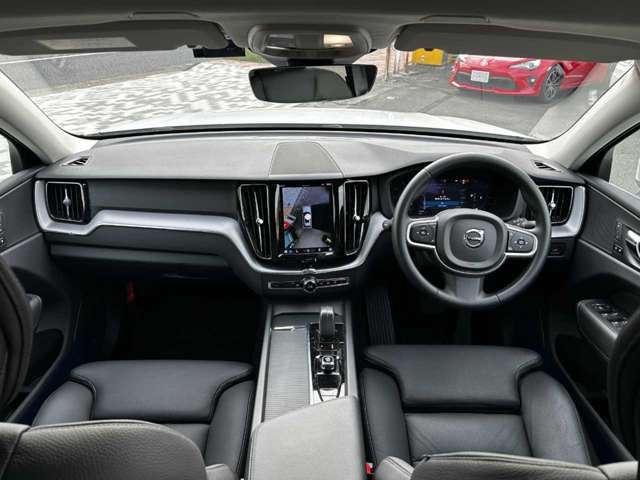 VOLVO VOLVO XC60 2022