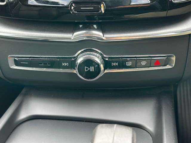 VOLVO VOLVO XC60 2022