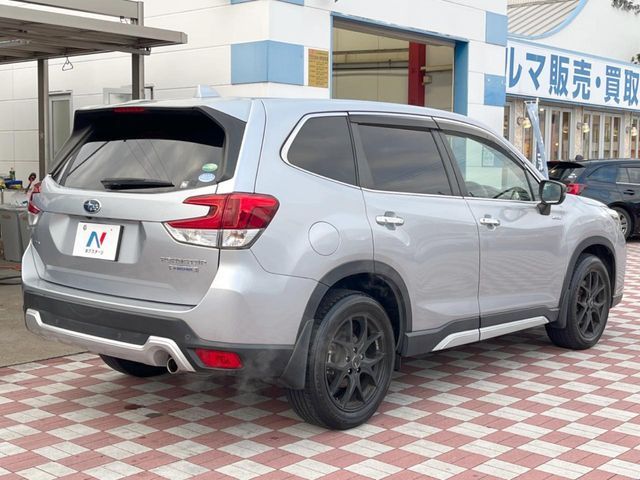 SUBARU FORESTER 2018