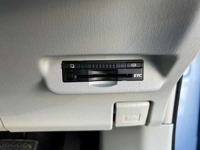 TOYOTA PRIUS PHV 2014