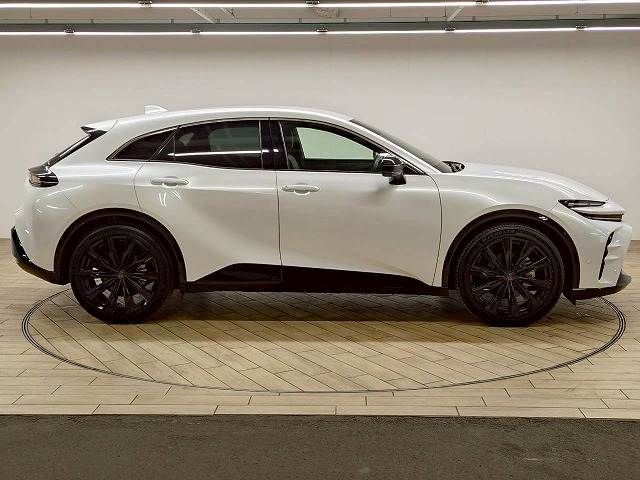 TOYOTA CROWN SPORT 2024