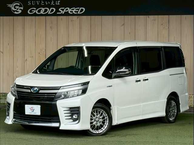 TOYOTA VOXY HYBRID 2017