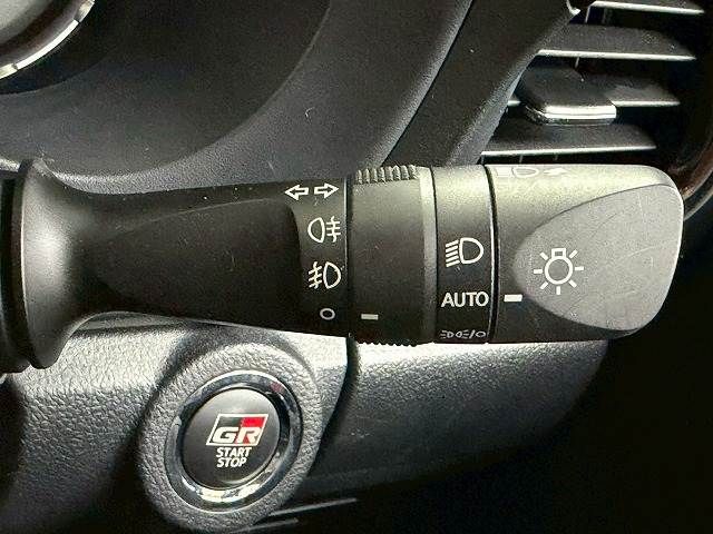 TOYOTA HILUX 4WD 2022