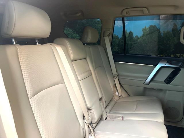 TOYOTA LANDCRUISER PRADO 2022