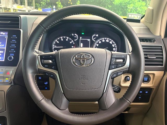 TOYOTA LANDCRUISER PRADO 2022