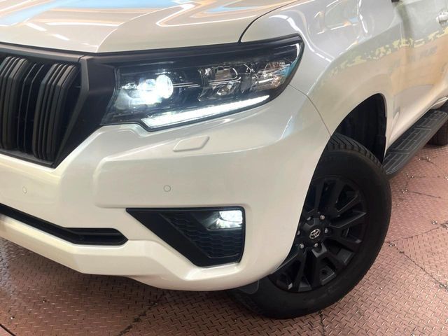 TOYOTA LANDCRUISER PRADO 2022