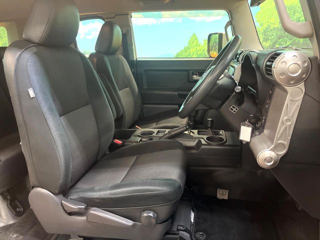 TOYOTA FJ CRUISER 4WD 2014