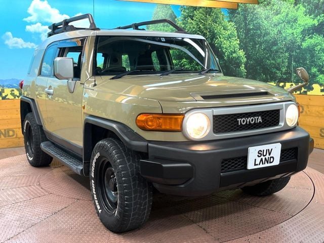 TOYOTA FJ CRUISER 4WD 2014