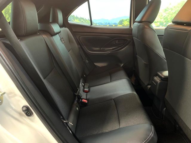 TOYOTA YARIS CROSS HYBRID 2025