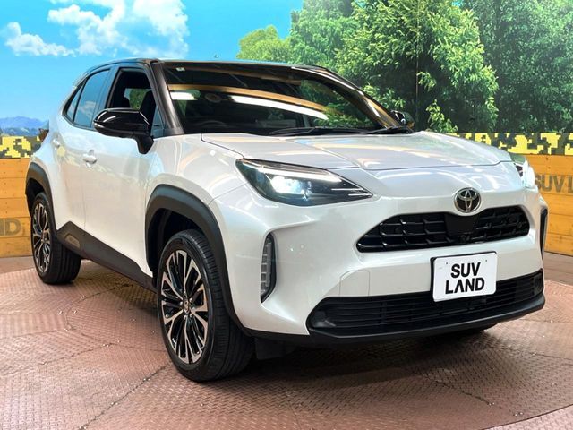 TOYOTA YARIS CROSS HYBRID 2025