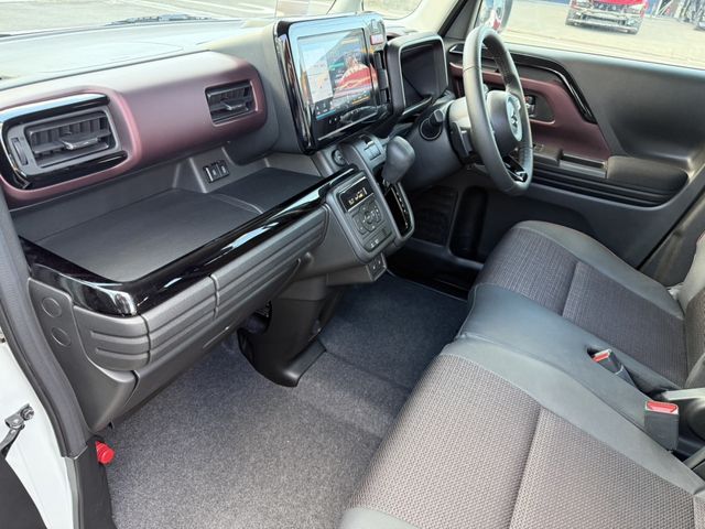 SUZUKI Spacia custom 4WD 2024