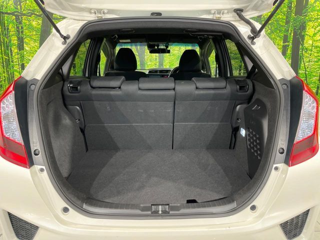 HONDA FIT HYBRID 4WD 2016