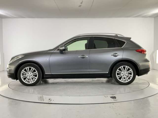 NISSAN SKYLINE CROSSOVER 4WD 2015