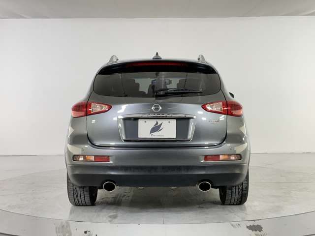 NISSAN SKYLINE CROSSOVER 4WD 2015