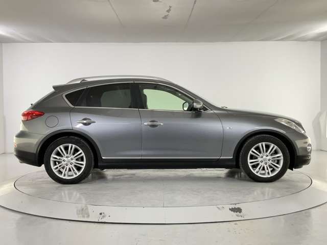 NISSAN SKYLINE CROSSOVER 4WD 2015