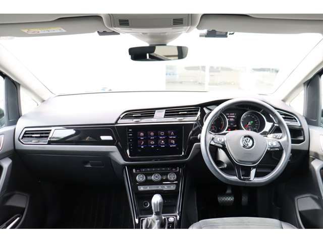 VOLKSWAGEN VOLKSWAGEN GOLF TOURAN 2020