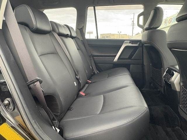 TOYOTA LANDCRUISER PRADO 2021