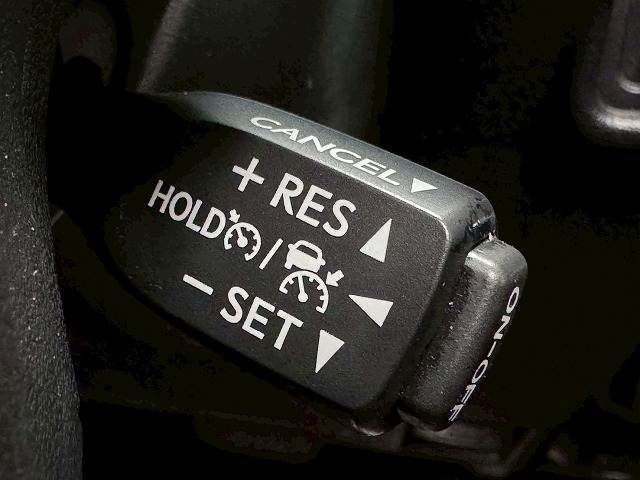 TOYOTA LANDCRUISER PRADO 2023