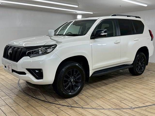 TOYOTA LANDCRUISER PRADO 2023