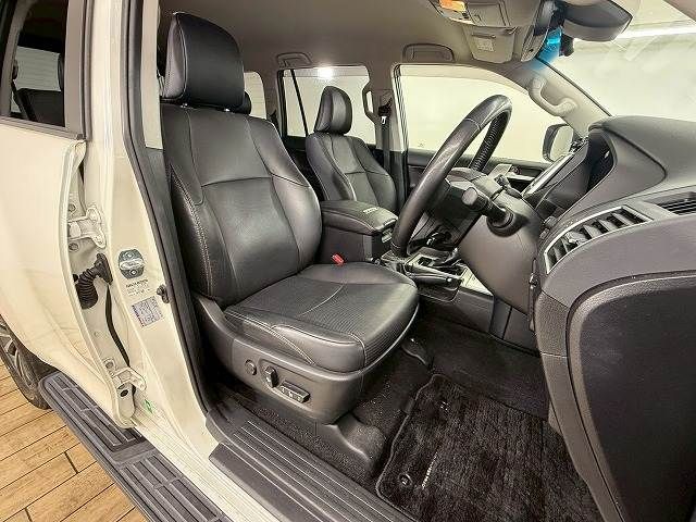 TOYOTA LANDCRUISER PRADO 2020