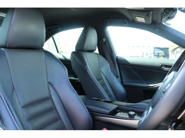 TOYOTA LEXUS IS250 2015