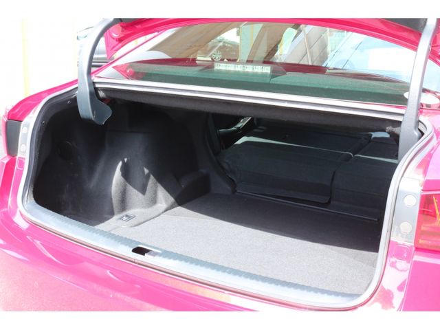 TOYOTA LEXUS IS250 2015