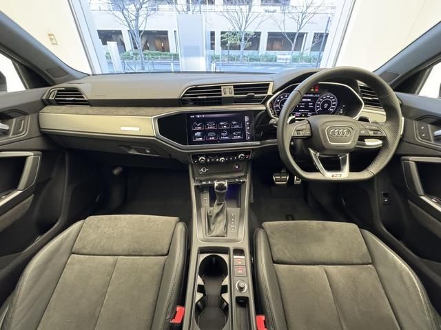 AUDI AUDI RS Q3 2020