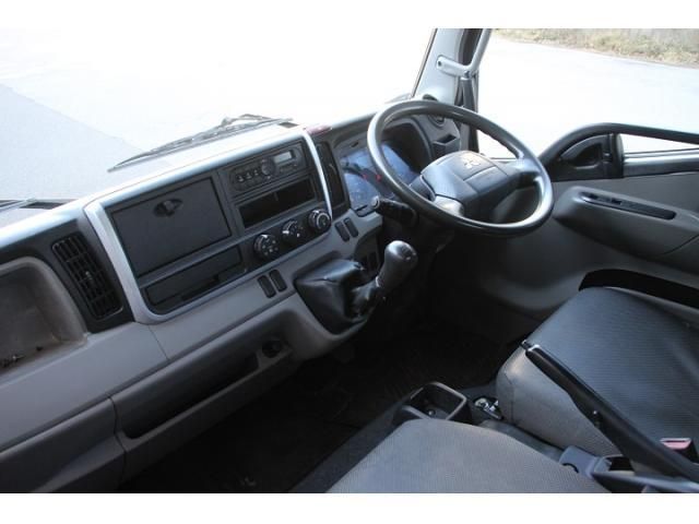 MITSUBISHI CANTER 2016