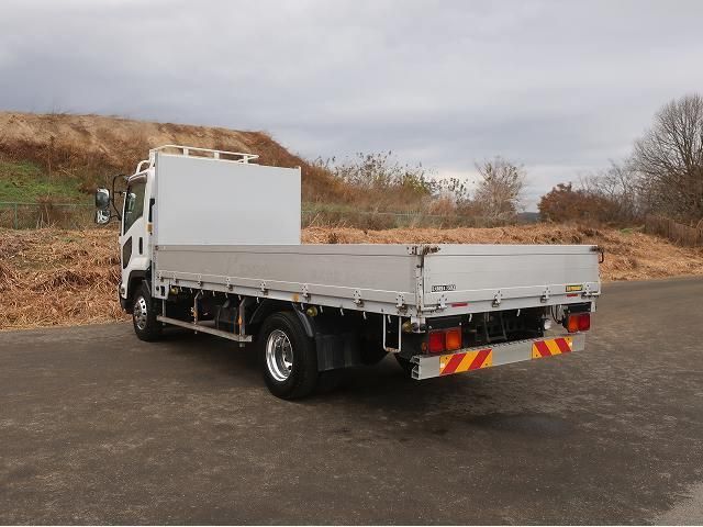 ISUZU FORWARD 2015