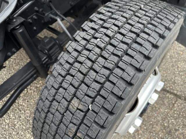 MITSUBISHI FUSOU FIGHTER 2013