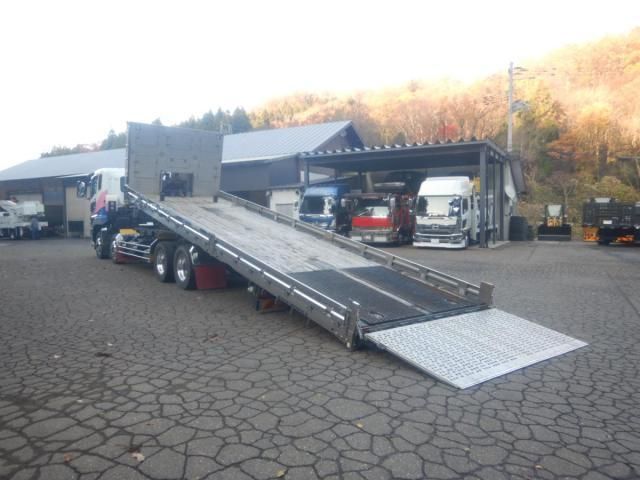 MITSUBISHI FUSOU SUPER GREAT 2019