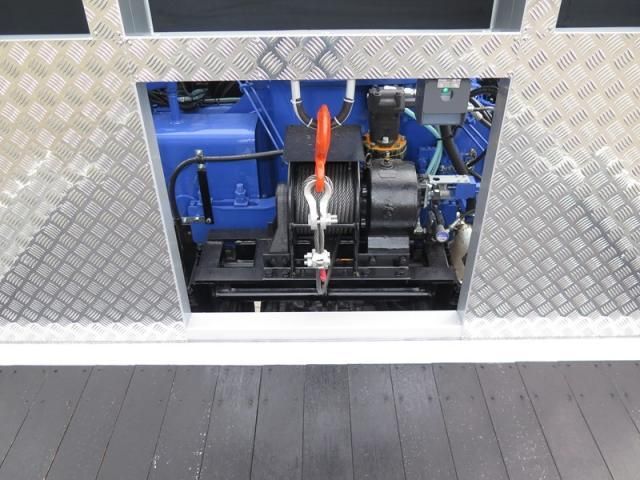 MITSUBISHI FUSOU SUPER GREAT 2025