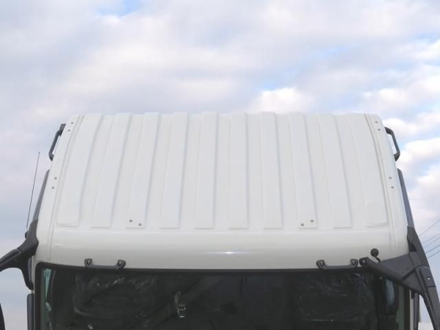 MITSUBISHI FUSOU SUPER GREAT 2025