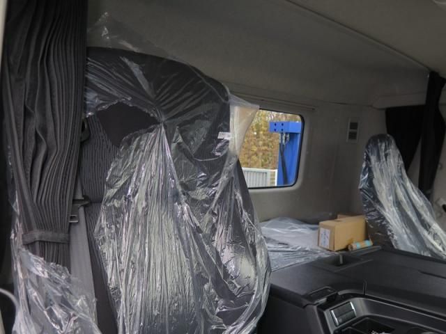 MITSUBISHI FUSOU SUPER GREAT 2025