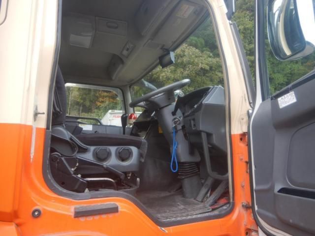 MITSUBISHI FUSOU SUPER GREAT 2008