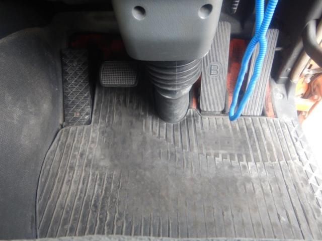 MITSUBISHI FUSOU SUPER GREAT 2008