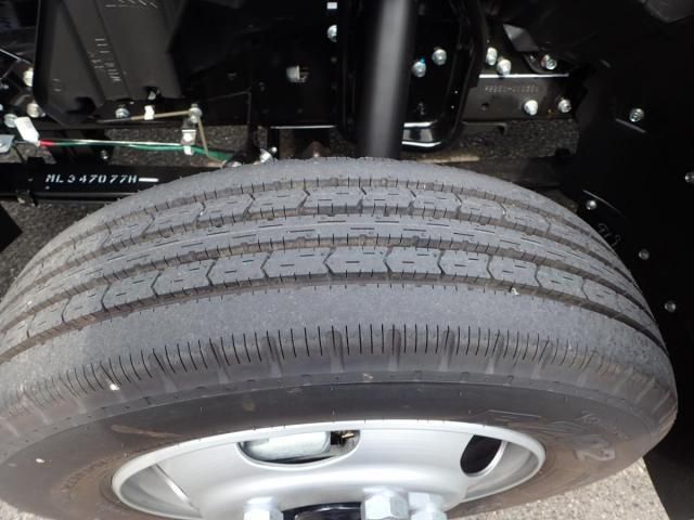 MITSUBISHI CANTER 2025