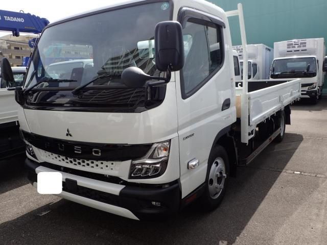 MITSUBISHI CANTER 2025