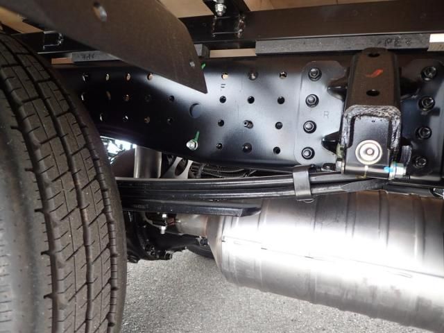 MITSUBISHI CANTER 2025