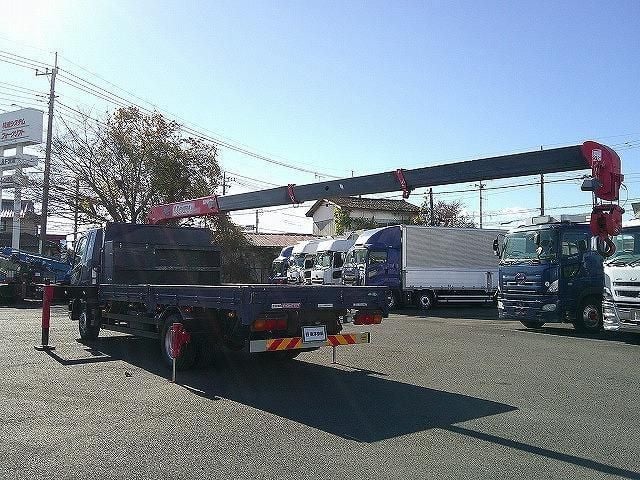 MITSUBISHI FUSOU FIGHTER 2011