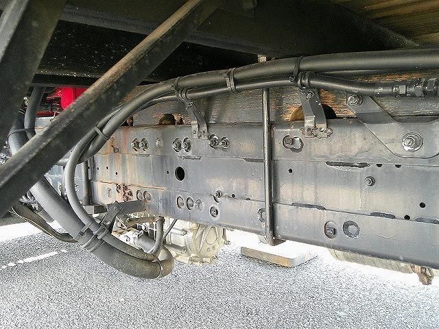 MITSUBISHI FUSOU FIGHTER 2011