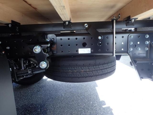 MITSUBISHI CANTER 2025