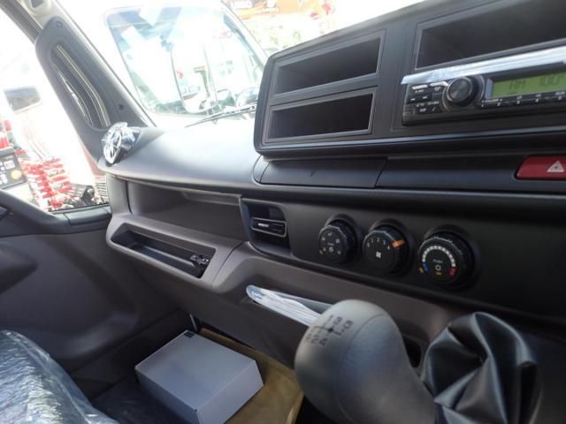 MITSUBISHI CANTER 2025