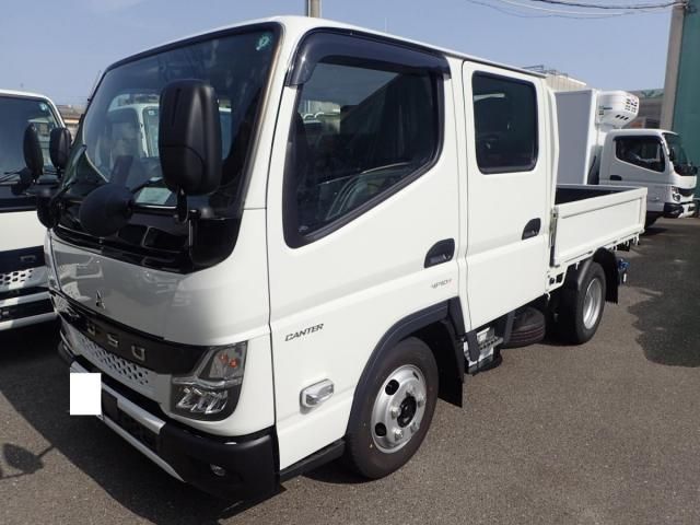 MITSUBISHI CANTER 2025