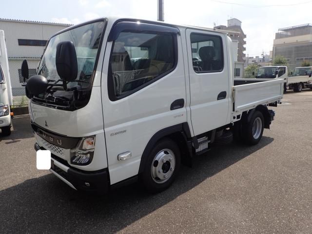 MITSUBISHI CANTER 2025
