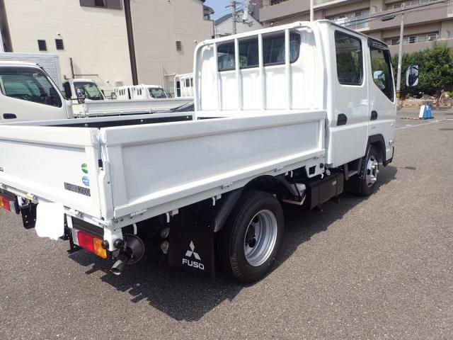 MITSUBISHI CANTER 2025